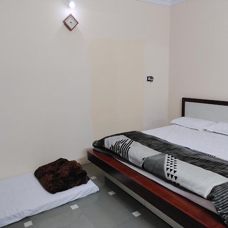 Ramashray Guest House Ujjain Eksteriør bilde